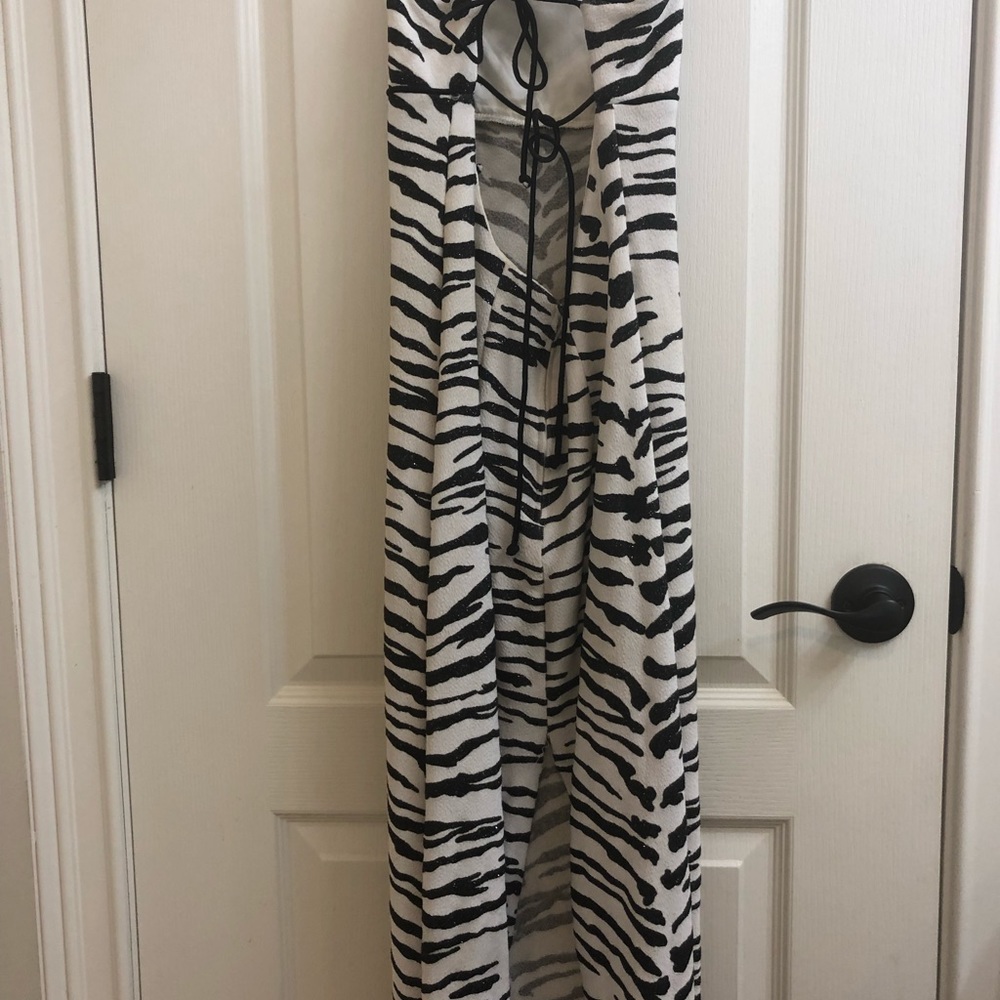 Prom dress - Picture 2 of 2